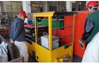 礦用鋰電池電機(jī)車調(diào)速和停車時的操作流程是什么？